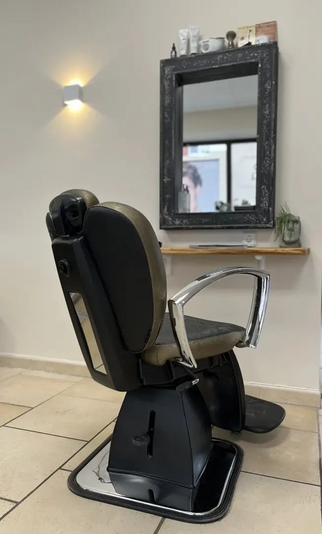 Blick in den Salon Zum Friseur in Saarbrücken-Ensheim