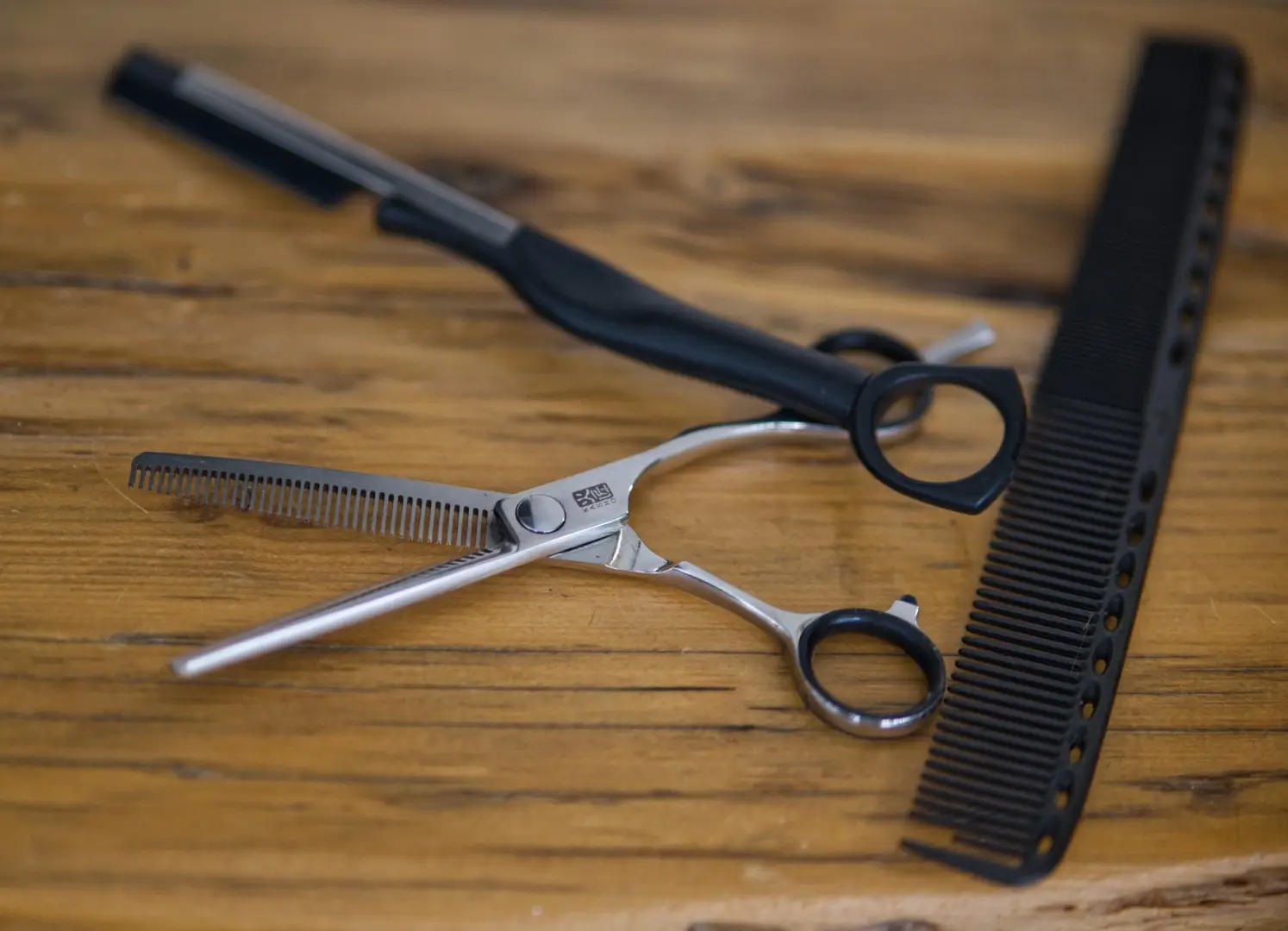 Werkzeuge des Friseurhandwerks